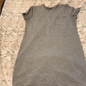 Old Navy short sleeve dress